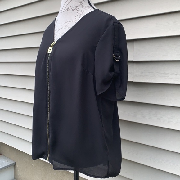 MICHAEL MICHAEL KORS Black Short Sleeve Zip-Up Top - Picture 3 of 12